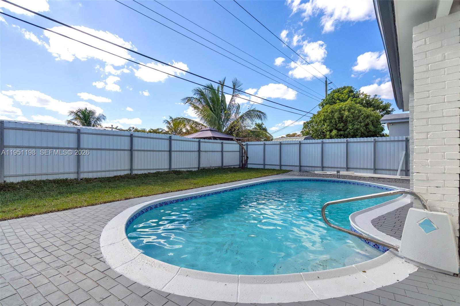 7756 Embassy Boulevard Miramar, FL 33023 - Photo 5 of 5