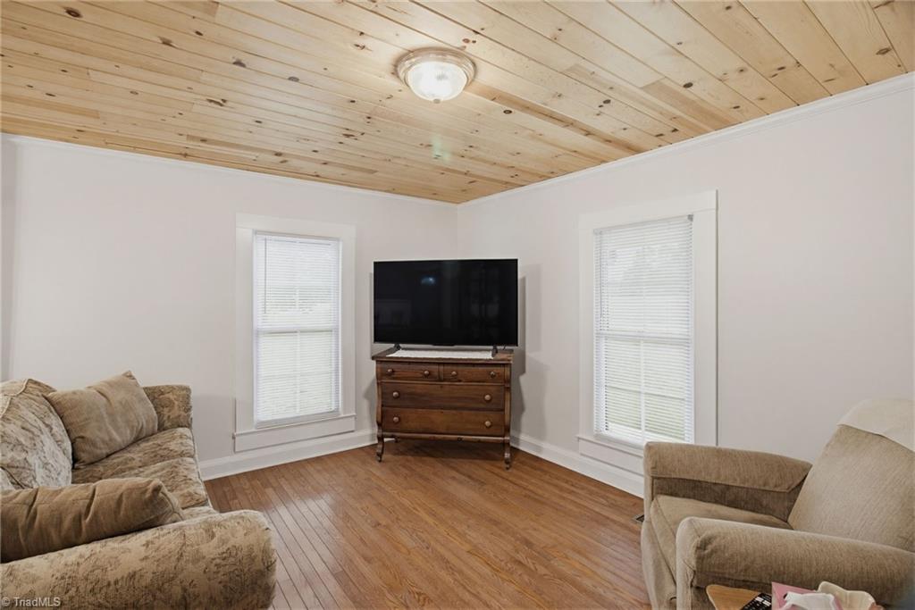 4681 Gumtree Road Winston-Salem, NC 27107 - Photo 7 of 42