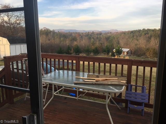 325 Rab Road Purlear, NC 28665 - Photo 26 of 32