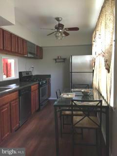 5108 Fredcrest Road Baltimore, MD 21229 - Photo 19 of 21 Kitchen