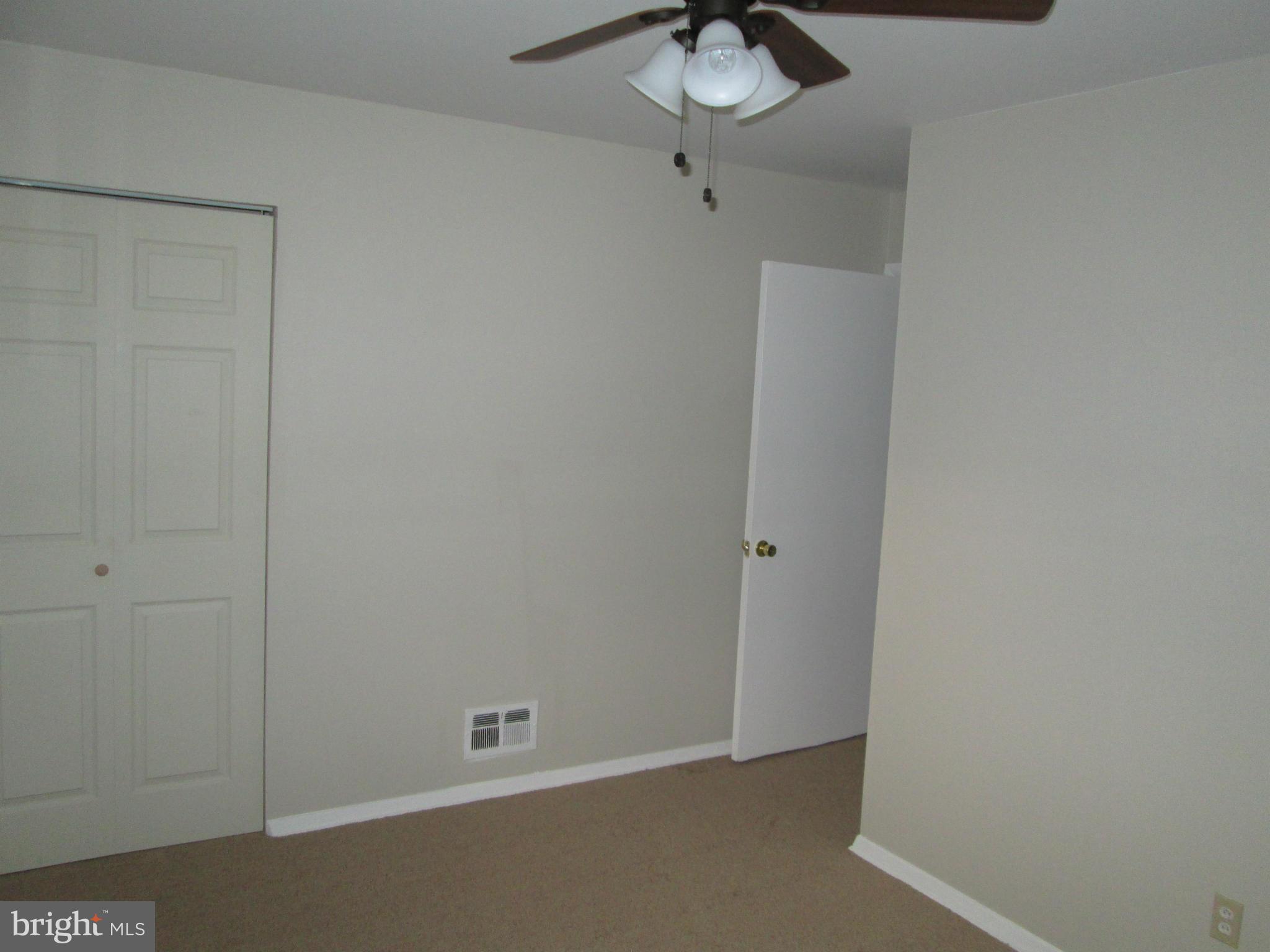 5108 Fredcrest Road Baltimore, MD 21229 - Photo 3 of 21 Bedroom
