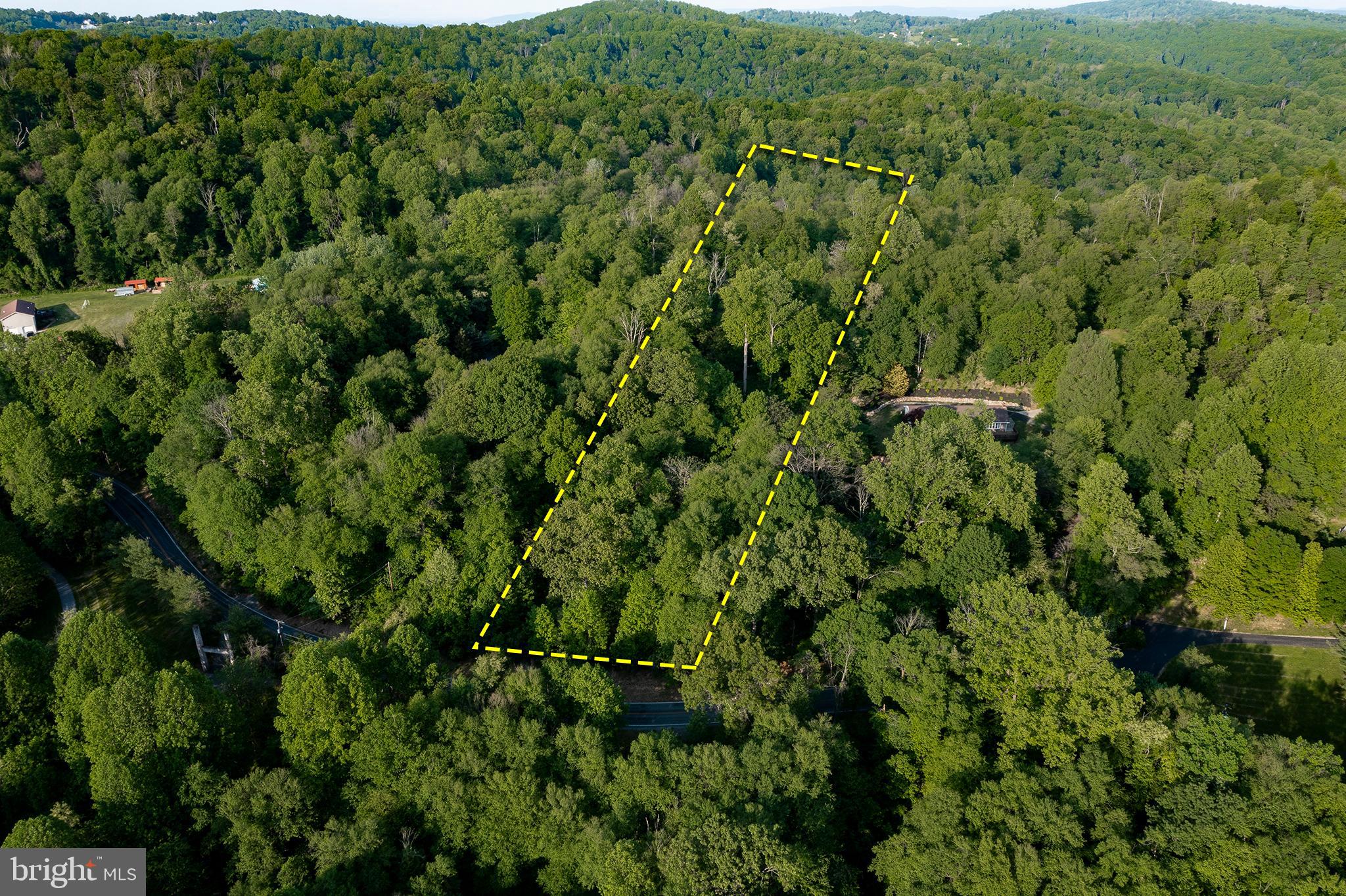 1300 Texter Mountain Road Reinholds, PA 17569 - Photo 12 of 32 Gallery Image 12