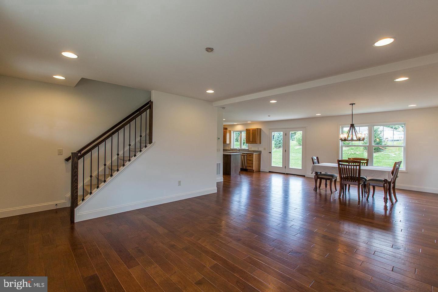 1300 Texter Mountain Road Reinholds, PA 17569 - Photo 4 of 32 Gallery Image 4