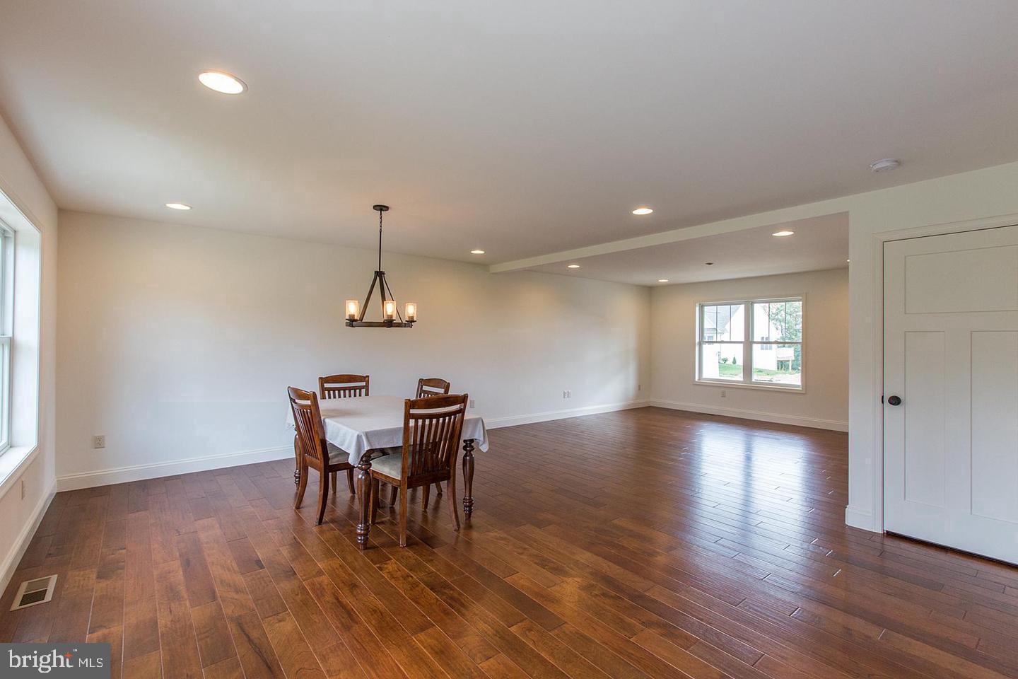 1300 Texter Mountain Road Reinholds, PA 17569 - Photo 5 of 32 Gallery Image 5