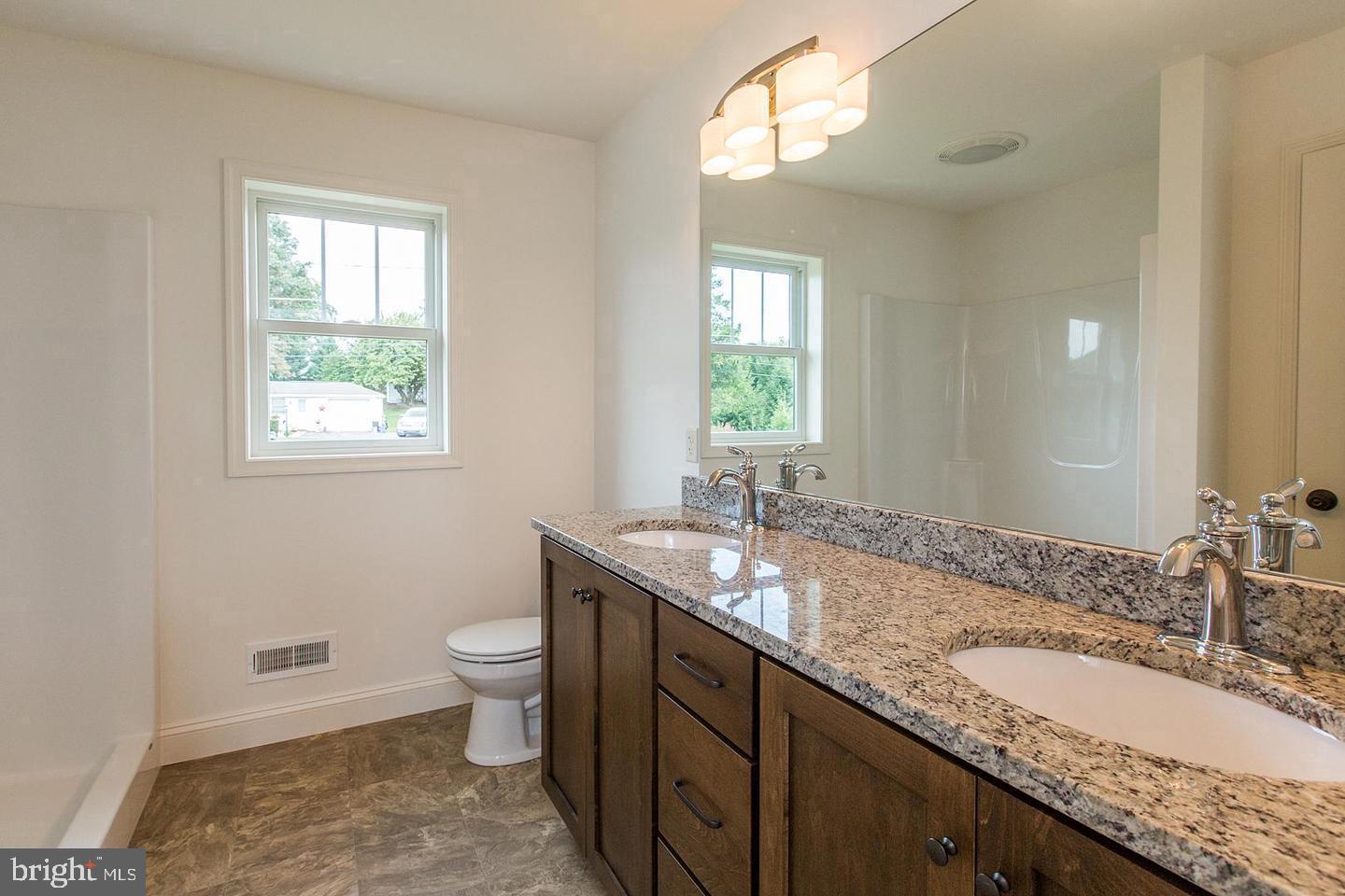 1300 Texter Mountain Road Reinholds, PA 17569 - Photo 7 of 32 Gallery Image 7