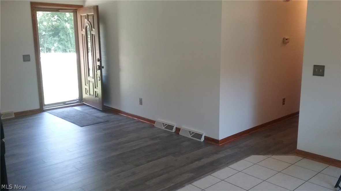 1063 Mishler Road Mogadore, OH 44260 - Photo 10 of 29 Gallery Image 10