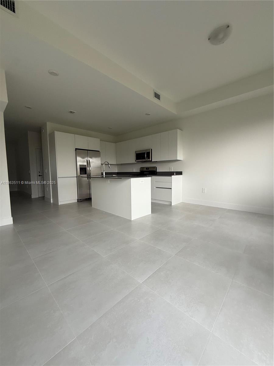 18988 Southwest 344th Terrace Homestead, FL 33034 - Photo 10 of 28