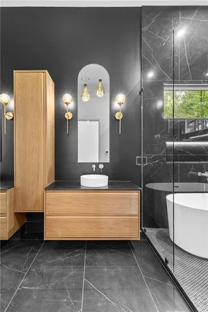 $869,500 | 670 Loganville Highway, Winder, GA 30680