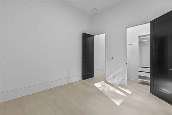 $869,500 | 670 Loganville Highway, Winder, GA 30680