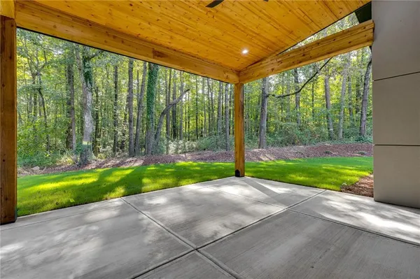 $869,500 | 670 Loganville Highway, Winder, GA 30680