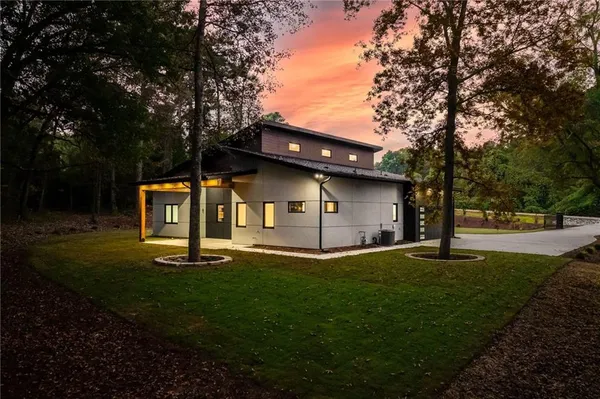 $869,500 | 670 Loganville Highway, Winder, GA 30680