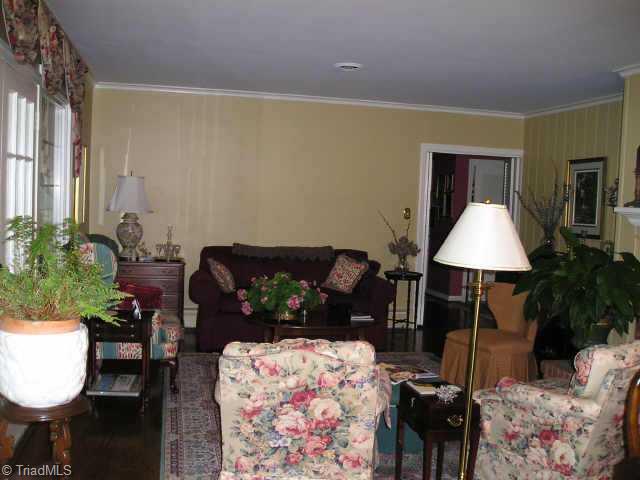 208 Kirk Road Greensboro, NC 27455 - Photo 3 of 8 Other. Liv Rm