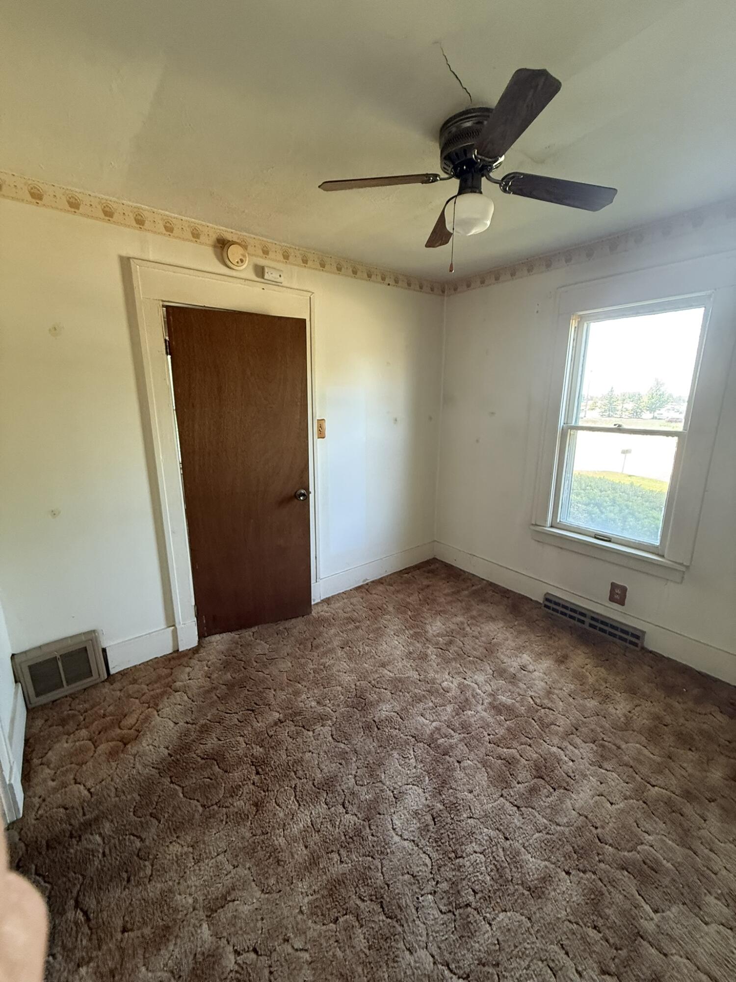 1001 South Green Bay Road Mount Pleasant, WI 53406 - Photo 20 of 26 IMG_6200