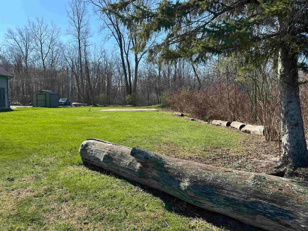 $215,000 | 4615 East 640 South, Wolcottville, IN 46795