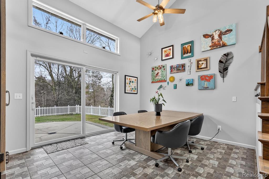 552 North McKinley Road Flushing, MI 48433 - Photo 12 of 98