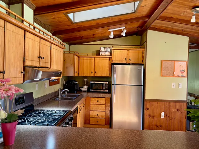 $229,000 | 176 Lower Collins Street, Seabrook, NH 03874