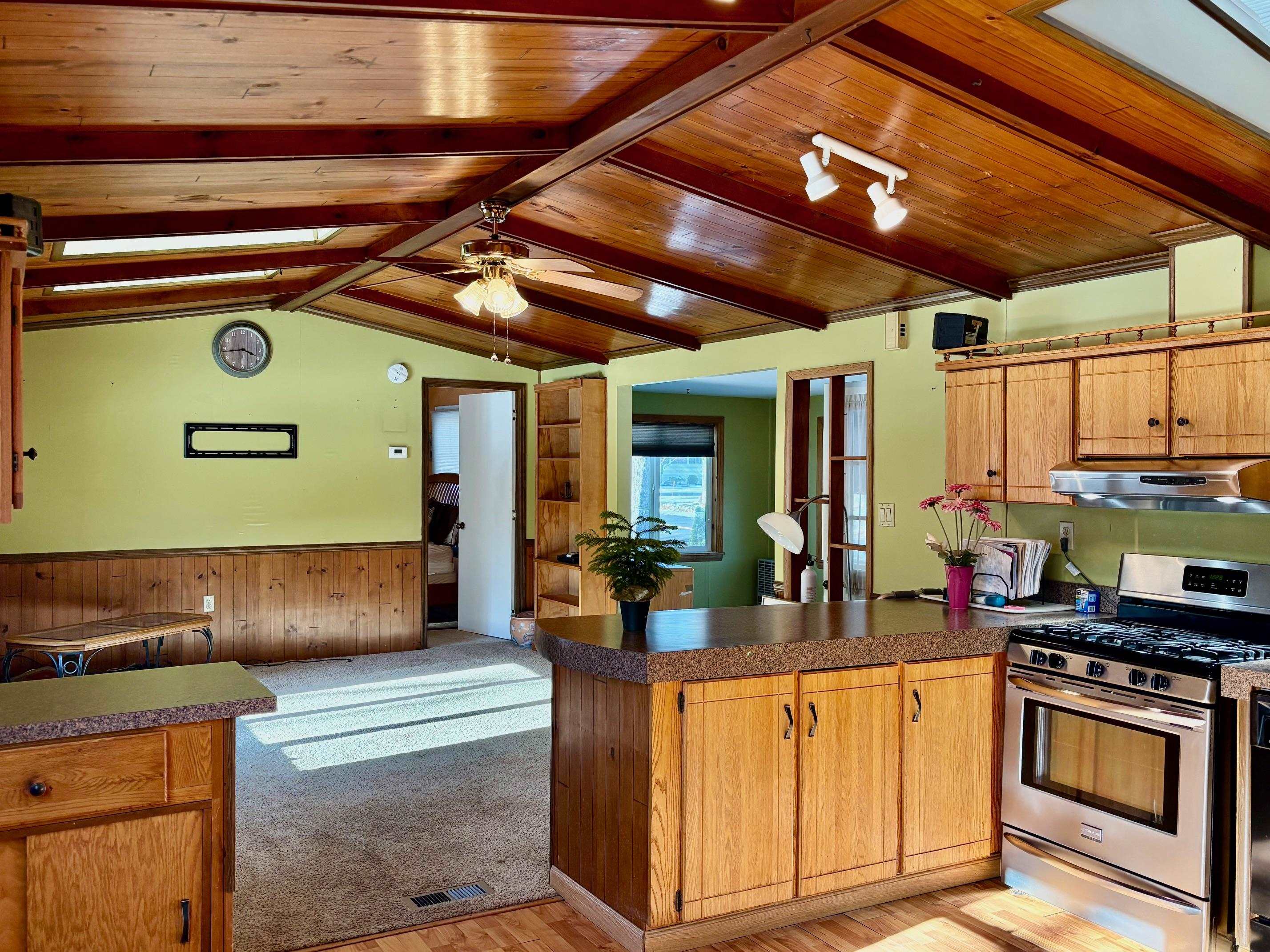 176 Lower Collins Street Seabrook, NH 03874 - Photo 6 of 21