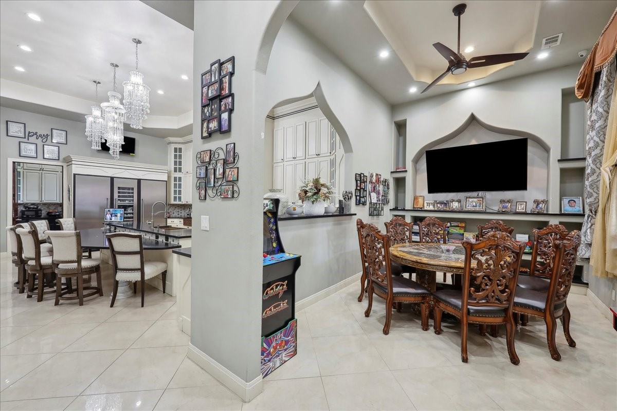 12460 Keith Road Beaumont, TX 77713 - Photo 15 of 40 a view of a dining room with furniture