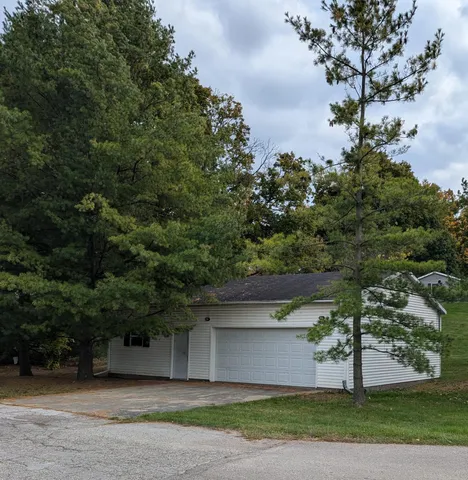 $49,900 | 313 West Street, Hudson, MI 49247