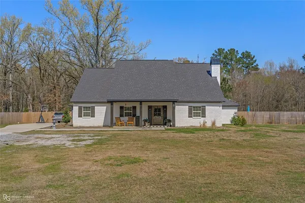 $425,000 | 396 Collinswood Road, Stonewall, LA 71078