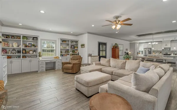 $425,000 | 396 Collinswood Road, Stonewall, LA 71078