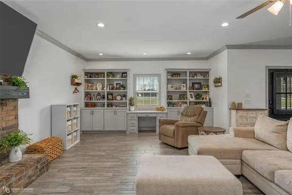 $425,000 | 396 Collinswood Road, Stonewall, LA 71078