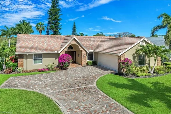 $750,000 | 28584 Clinton Lane, Bonita Springs, FL 34134