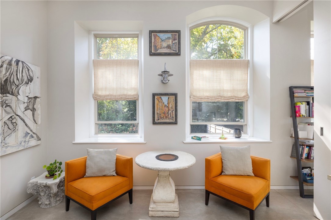 426 Spring Street, Unit 101 Newport, RI 02840 - Photo 11 of 37