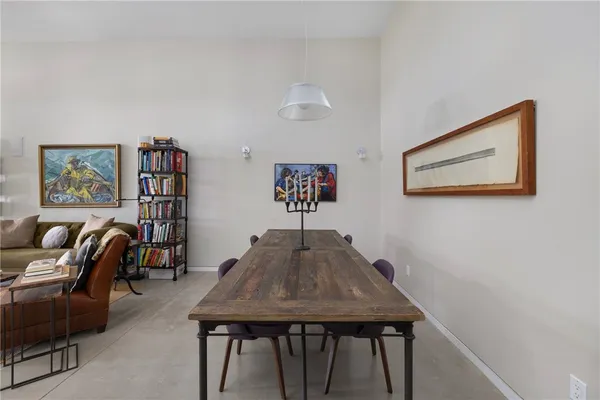 $5,000 | 426 Spring Street, Unit 101, Newport, RI 02840