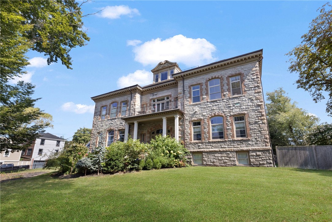 426 Spring Street, Unit 101 Newport, RI 02840 - Photo 36 of 37