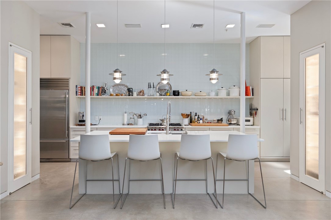 426 Spring Street, Unit 101 Newport, RI 02840 - Photo 4 of 37