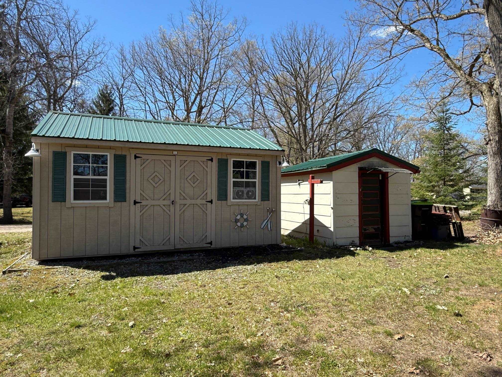 6321 Elk Lake Road Gladwin, MI 48624 - Photo 9 of 47