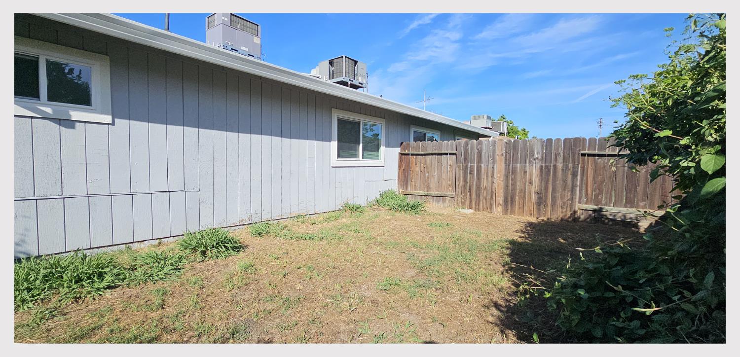 5130 Rescue Court Sacramento, CA 95841 - Photo 33 of 47 a backyard of a house