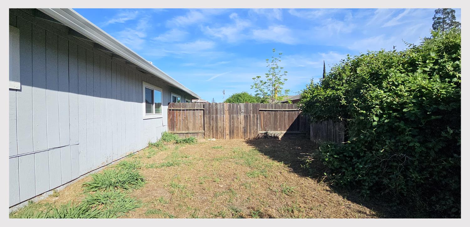 5130 Rescue Court Sacramento, CA 95841 - Photo 35 of 47 a backyard of a house
