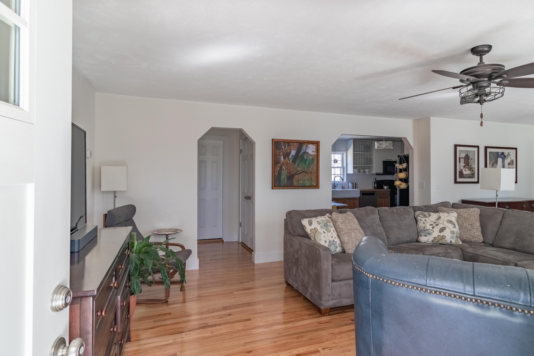 5892 Bending Chestnut Road Franklin, TN 37064 - Photo 8 of 49 a living room with furniture and a couch