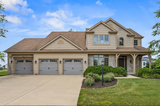 $715,000 | 1503 English Oak Drive, Champaign, IL 61822