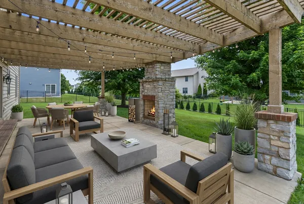 $699,900 | 1503 English Oak Drive, Champaign, IL 61822