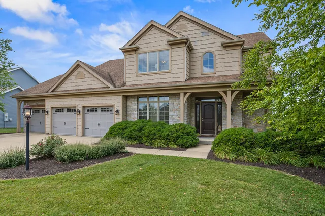$715,000 | 1503 English Oak Drive, Champaign, IL 61822