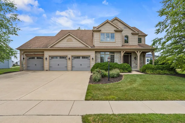 $715,000 | 1503 English Oak Drive, Champaign, IL 61822