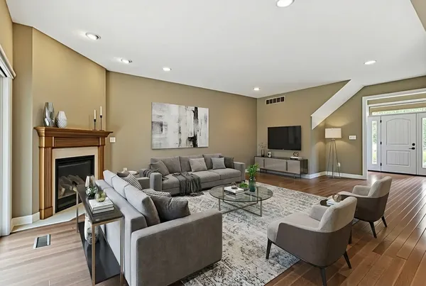 $699,900 | 1503 English Oak Drive, Champaign, IL 61822