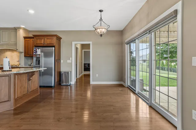 $715,000 | 1503 English Oak Drive, Champaign, IL 61822