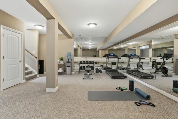 $699,900 | 1503 English Oak Drive, Champaign, IL 61822