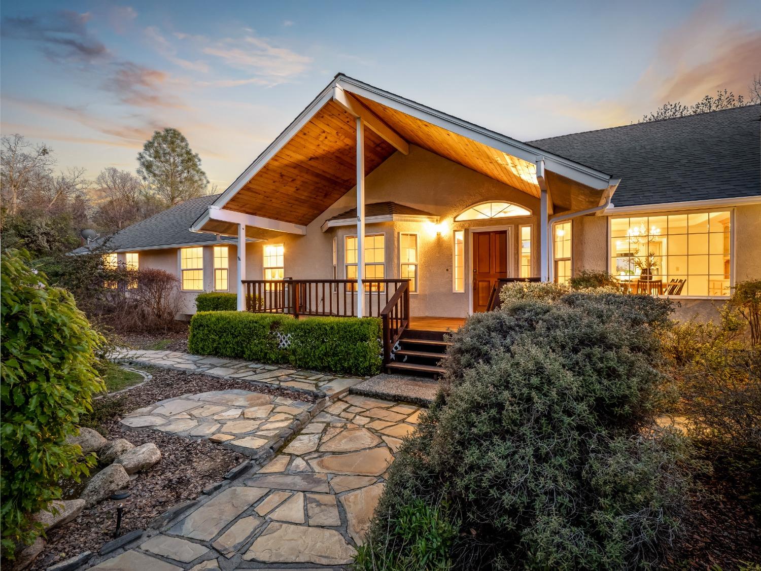 45936 Spring Trail Coarsegold, CA 93614 - Photo 3 of 67 Gallery Image 3
