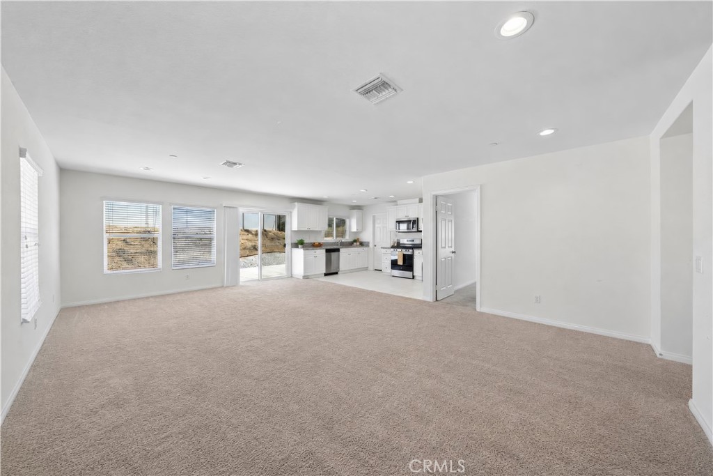20130 Curaco Court Riverside, CA 92507 - Photo 11 of 43 Gallery Image 11