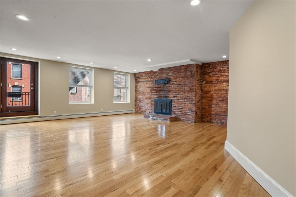 122 Fulton Street, Unit 16 Boston, MA 02109 - Photo 5 of 6