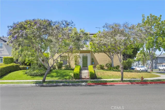 $1,699,900 | 929 East Marshall Place, Long Beach, CA 90807