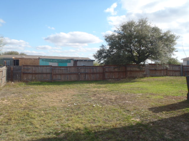964 Railyard Drive Kyle, TX 78640 - Photo 5 of 25 View of fenced backyard