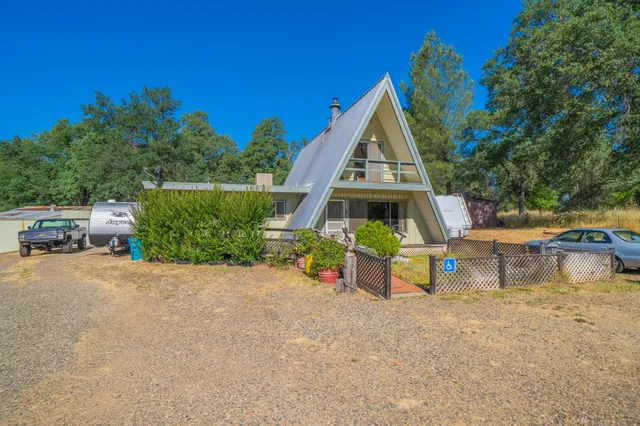 $334,900 | 10268 Deschutes Road, Palo Cedro, CA 96073