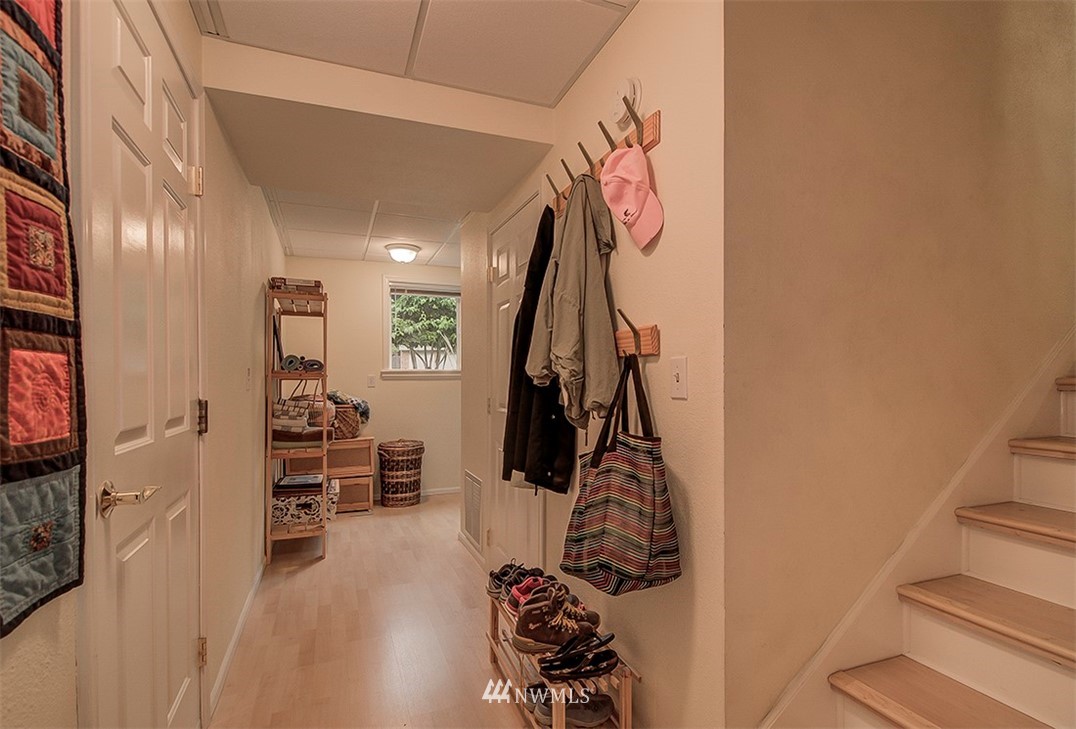 15812 130th Place Southeast Renton, WA 98058 - Photo 17 of 25 Gallery Image 17
