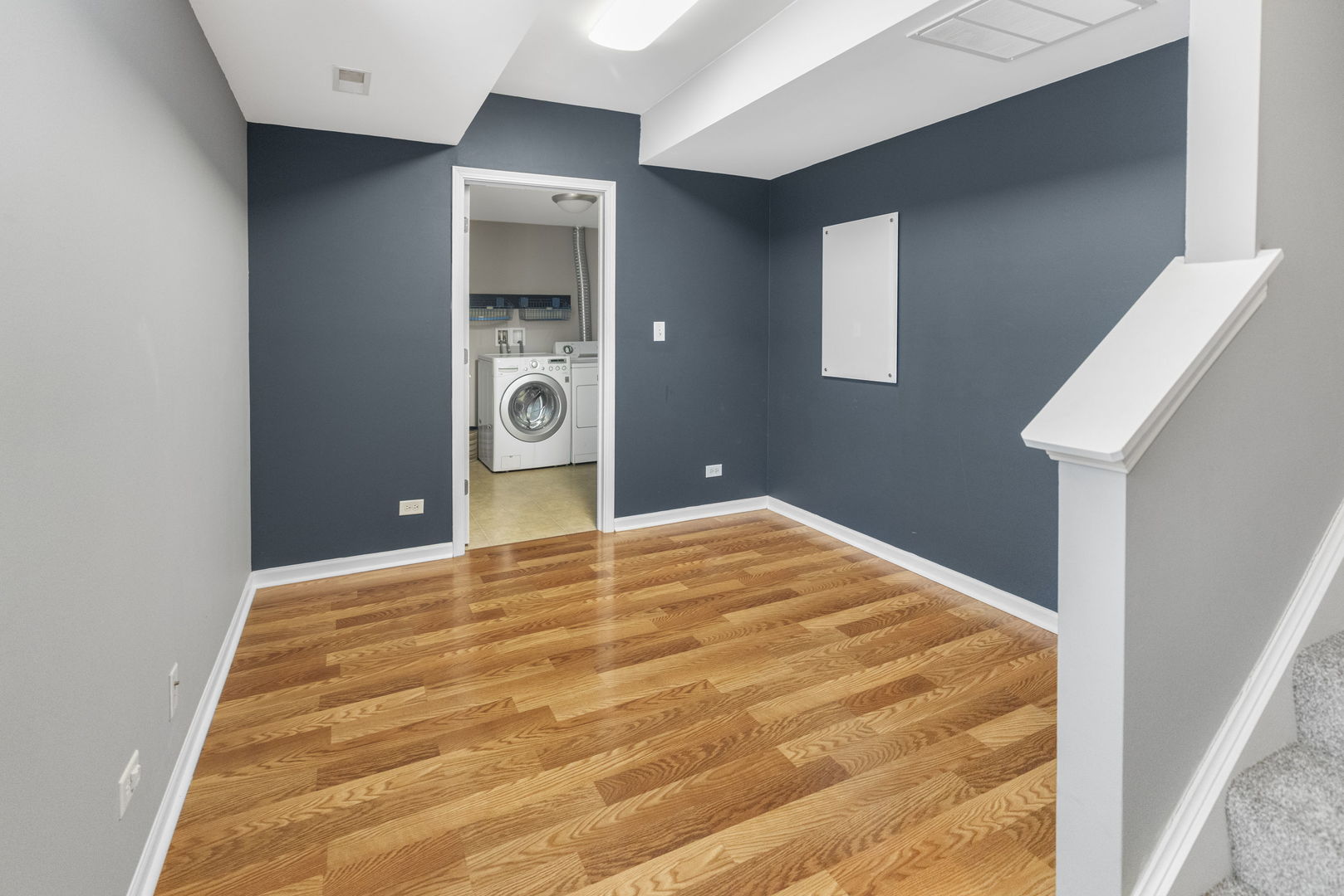 375 North Commerce Street Aurora, IL 60504 - Photo 17 of 18